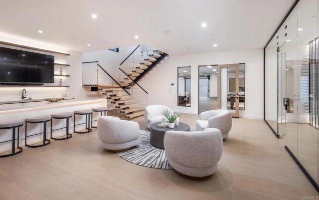 15575 Las Planideras, Rancho Santa Fe, CA 92067