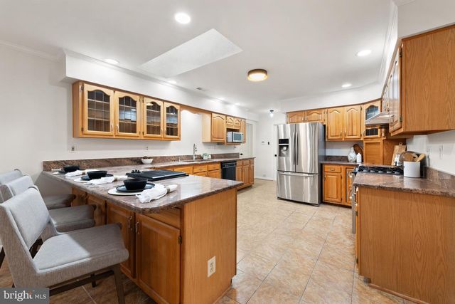 8211 JOSELLE CT, Fort Washington, MD 20744