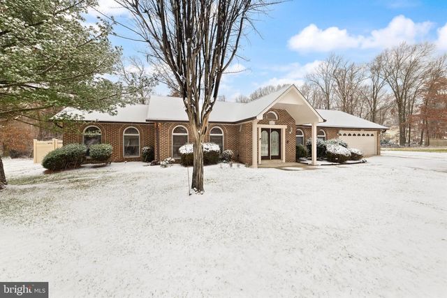 8211 JOSELLE CT, Fort Washington, MD 20744