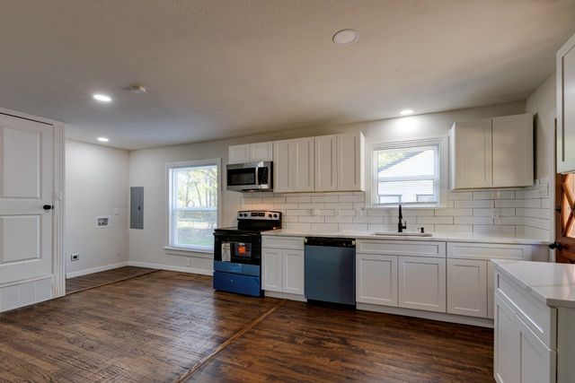 308 W Avenue F, Garland, TX 75040