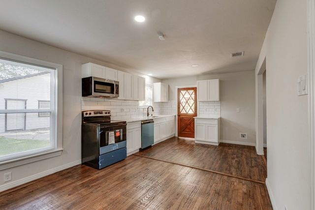 308 W Avenue F, Garland, TX 75040