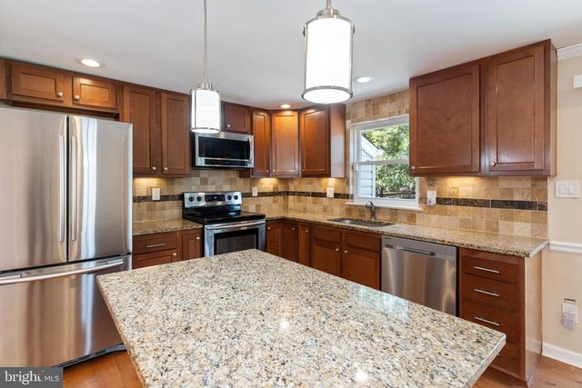 1204 BANNISTER, Waldorf, MD 20602