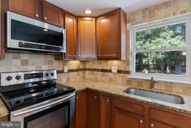 1204 BANNISTER, Waldorf, MD 20602
