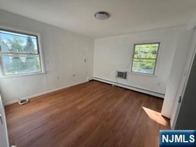 95 Westview Avenue, Paramus, NJ 07652