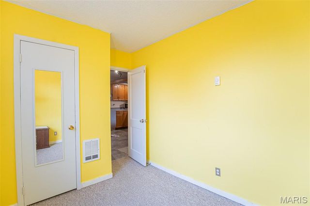 10250 County Road 8150, Rolla, MO 65401