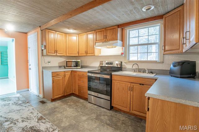 10250 County Road 8150, Rolla, MO 65401