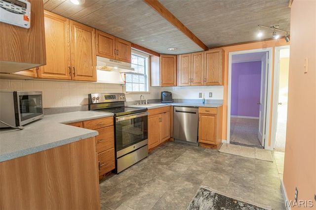 10250 County Road 8150, Rolla, MO 65401