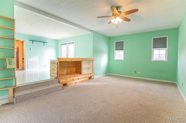 10250 County Road 8150, Rolla, MO 65401