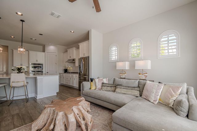 104 Drawing Maple ST, San Marcos, TX 78666