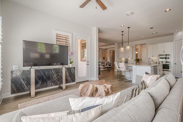 104 Drawing Maple ST, San Marcos, TX 78666