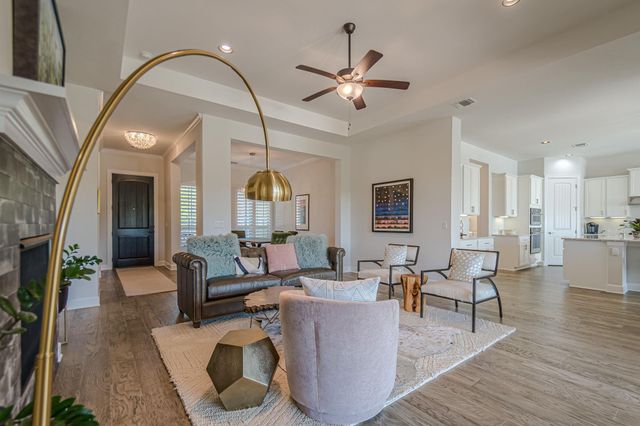 104 Drawing Maple ST, San Marcos, TX 78666