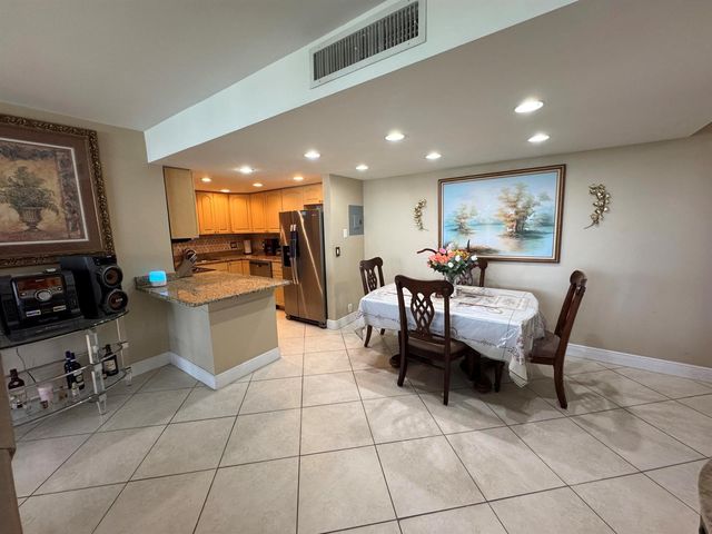 336 Golfview Road 706, North Palm Beach, FL 33408