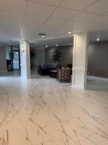 336 Golfview Road 706, North Palm Beach, FL 33408