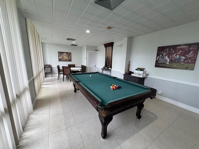 336 Golfview Road 706, North Palm Beach, FL 33408