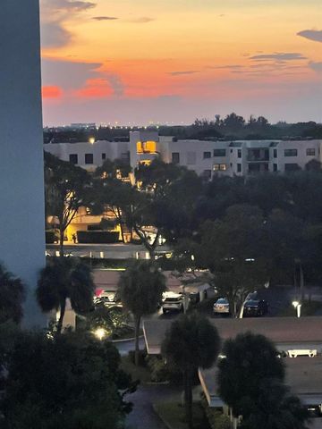 336 Golfview Road 706, North Palm Beach, FL 33408