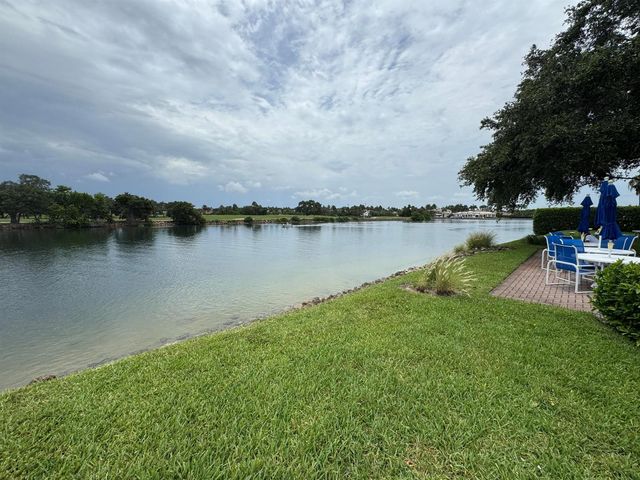 336 Golfview Road 706, North Palm Beach, FL 33408