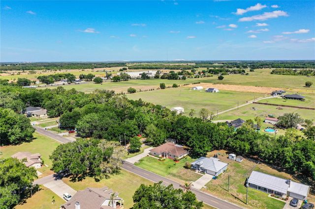 303 9TH STREET NE, Fort Meade, FL 33841