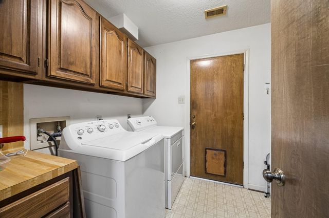 1104 Tipperary Avenue, Friendswood, TX 77546