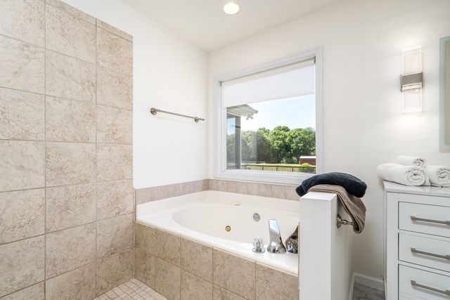 1412 Iron Bridge Rd, Columbia, TN 38401