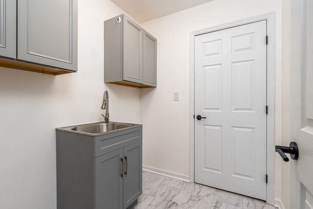 1412 Iron Bridge Rd, Columbia, TN 38401