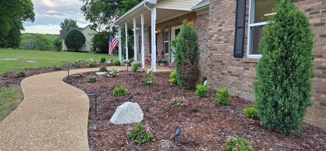 1412 Iron Bridge Rd, Columbia, TN 38401