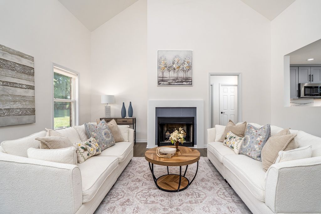 1412 Iron Bridge Rd, Columbia, TN 38401
