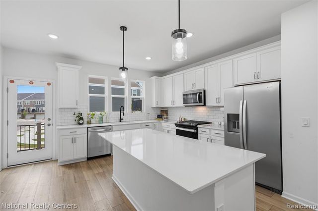 43034 Atwood Avenue, Novi, MI 48375