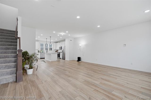 43034 Atwood Avenue, Novi, MI 48375