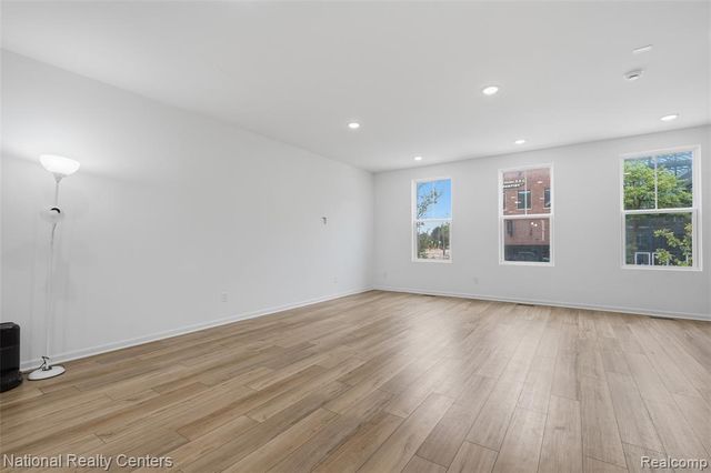 43034 Atwood Avenue, Novi, MI 48375