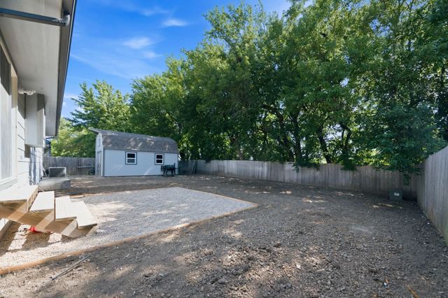 1006 N Park Road, Rose Hill, KS 67133