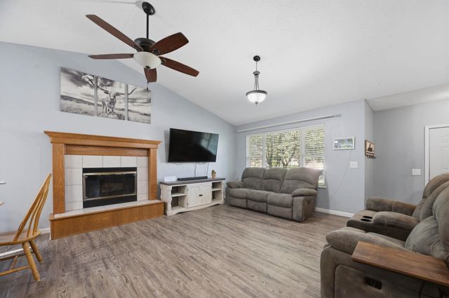 1006 N Park Road, Rose Hill, KS 67133