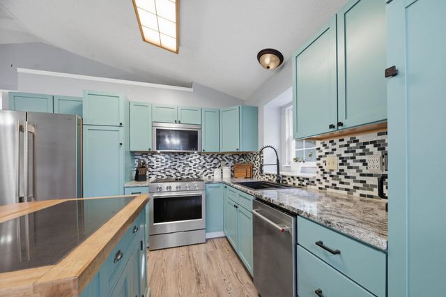 1006 N Park Road, Rose Hill, KS 67133