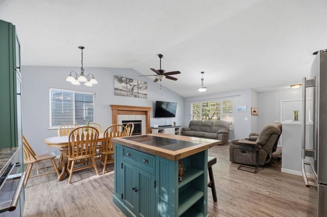 1006 N Park Road, Rose Hill, KS 67133