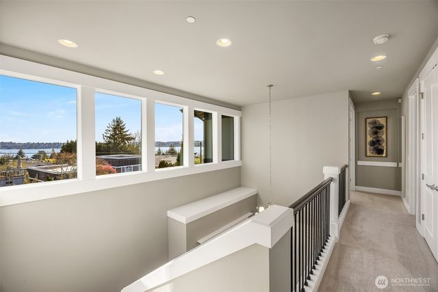 6518 SE 28th Street, Mercer Island, WA 98040