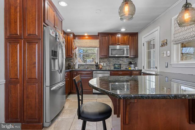 117 WAYNE AVE, Malvern, PA 19355