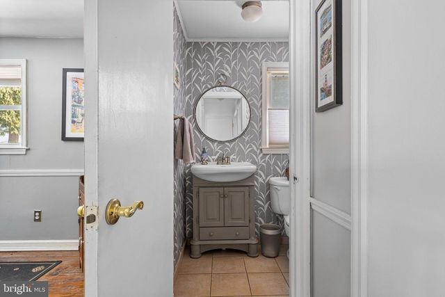 117 WAYNE AVE, Malvern, PA 19355