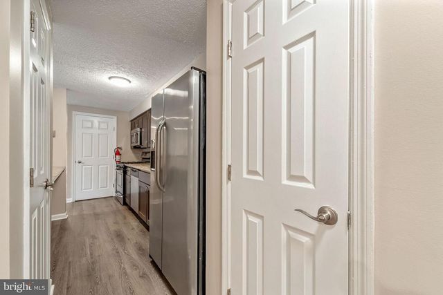 151 KENWOOD DR, Sicklerville, NJ 08081