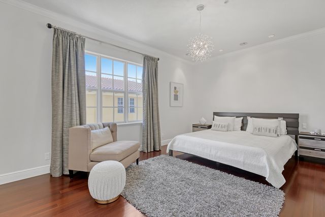 72 SE 6th Avenue C, Delray Beach, FL 33483