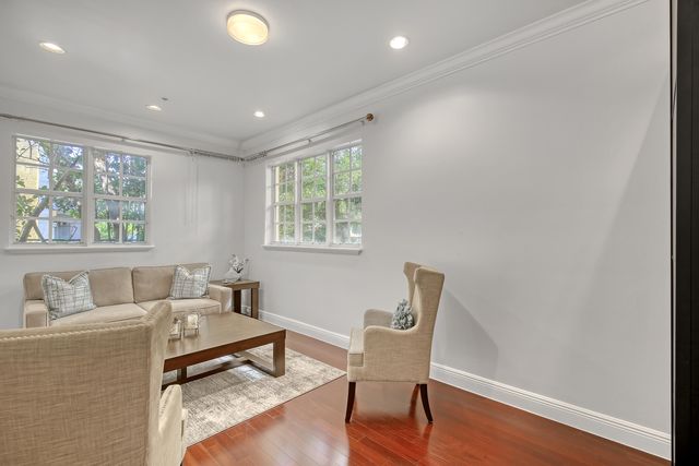 72 SE 6th Avenue C, Delray Beach, FL 33483