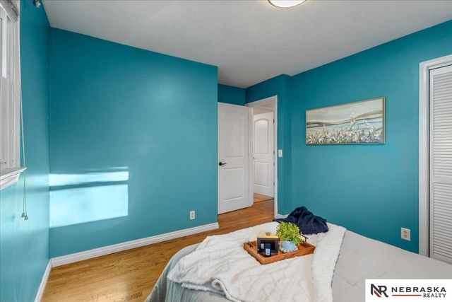 9947 Orchard Circle, Omaha, NE 68127