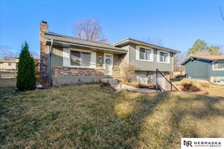 9947 Orchard Circle, Omaha, NE 68127
