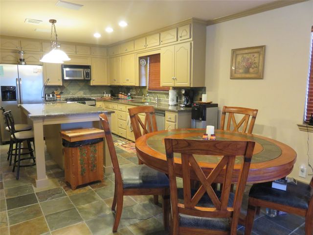 37 Byrd Lane, Pottsboro, TX 75076