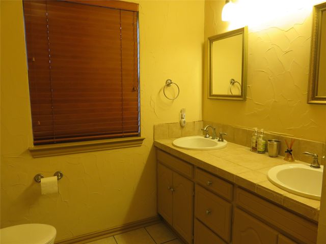 37 Byrd Lane, Pottsboro, TX 75076