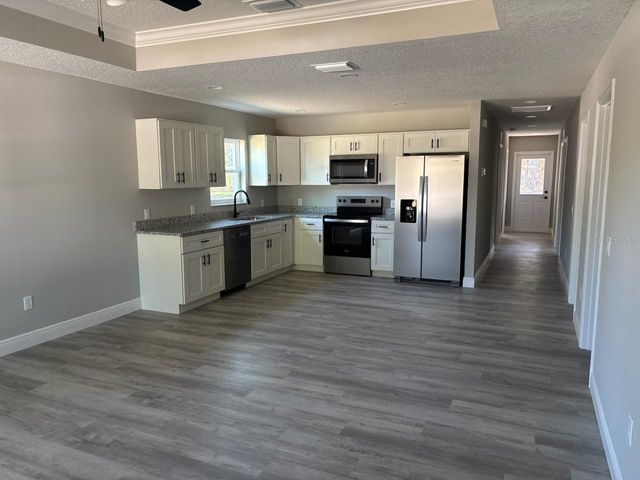 7215 N RADCLIFF AVENUE, Citrus Springs, FL 34434