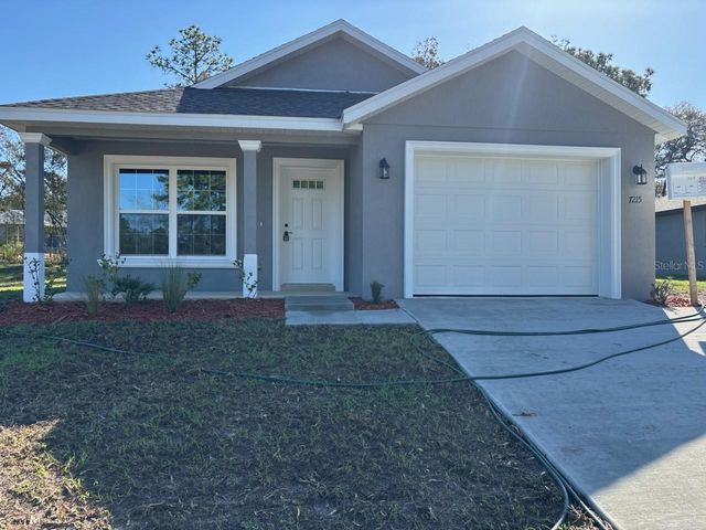 7215 N RADCLIFF AVENUE, Citrus Springs, FL 34434
