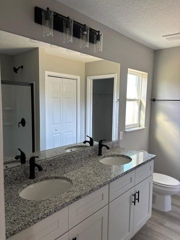 7215 N RADCLIFF AVENUE, Citrus Springs, FL 34434