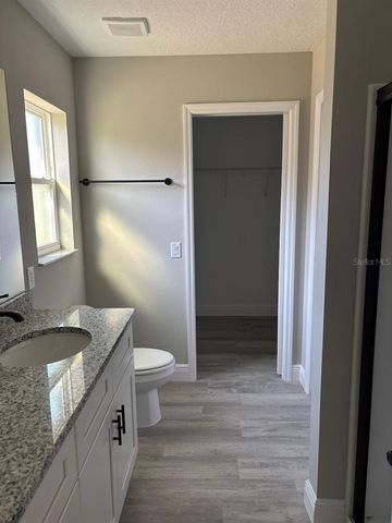 7215 N RADCLIFF AVENUE, Citrus Springs, FL 34434