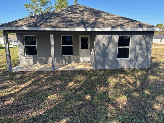 7215 N RADCLIFF AVENUE, Citrus Springs, FL 34434