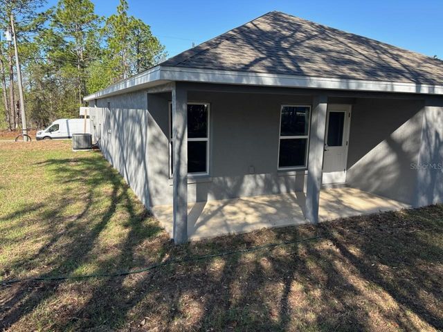 7215 N RADCLIFF AVENUE, Citrus Springs, FL 34434