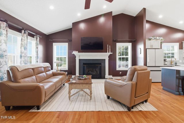 116 Pine Bark Drive, Jonesborough, TN 37659